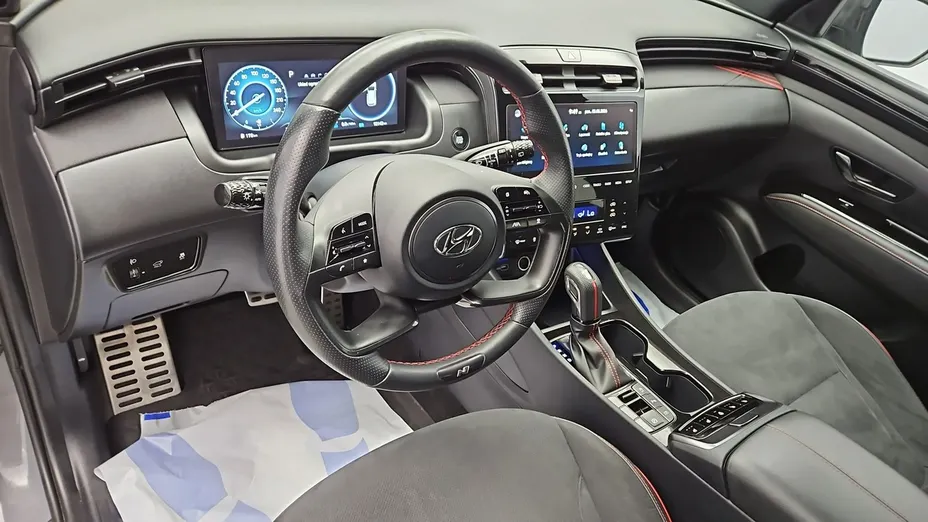 HYUNDAI Tucson -