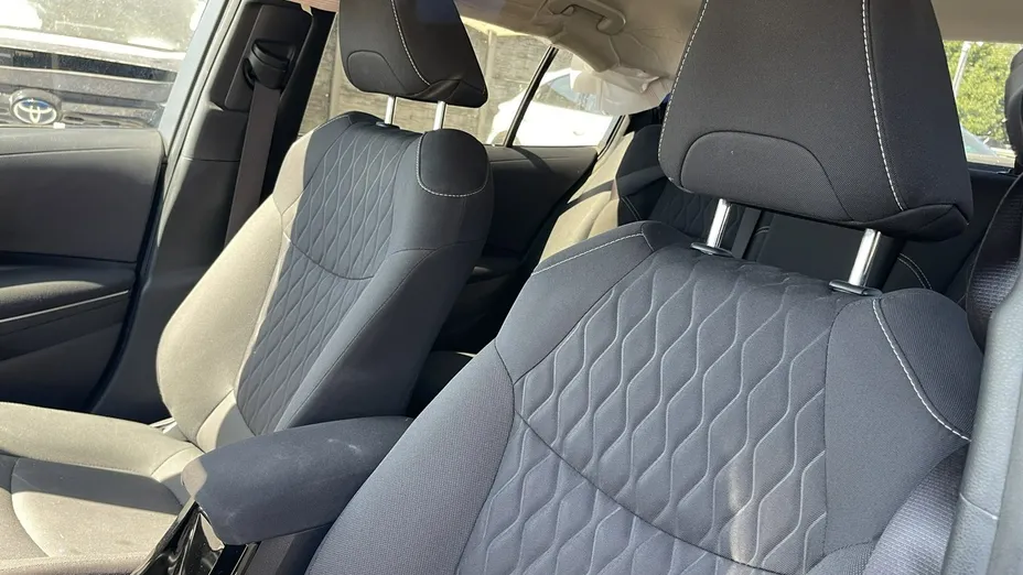 TOYOTA Corolla -