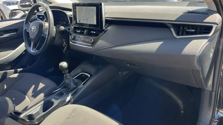 TOYOTA Corolla -