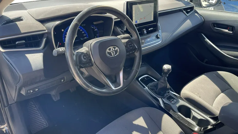 TOYOTA Corolla -