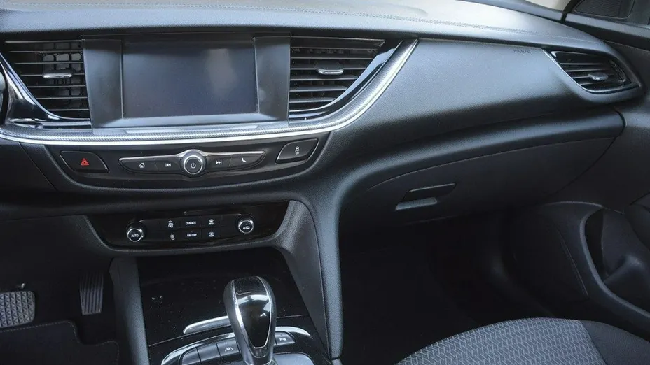 OPEL Insignia -