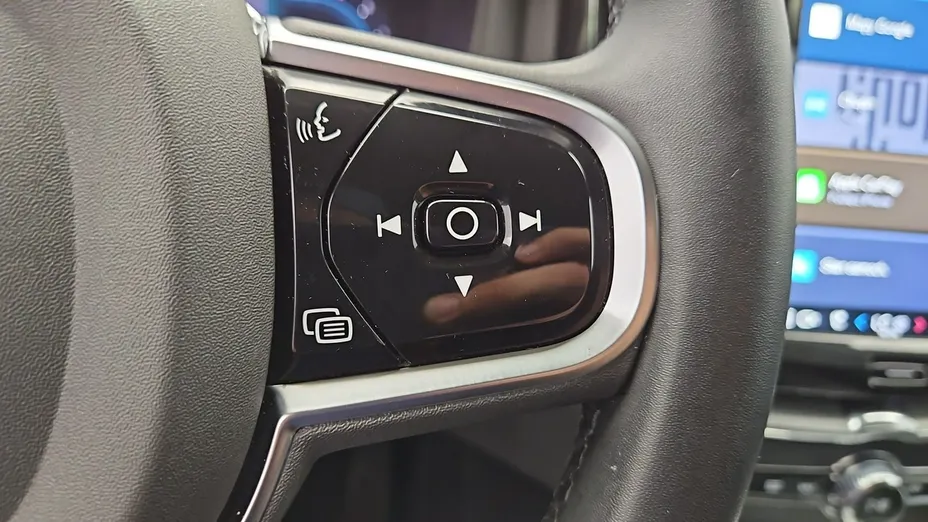 VOLVO XC60 -