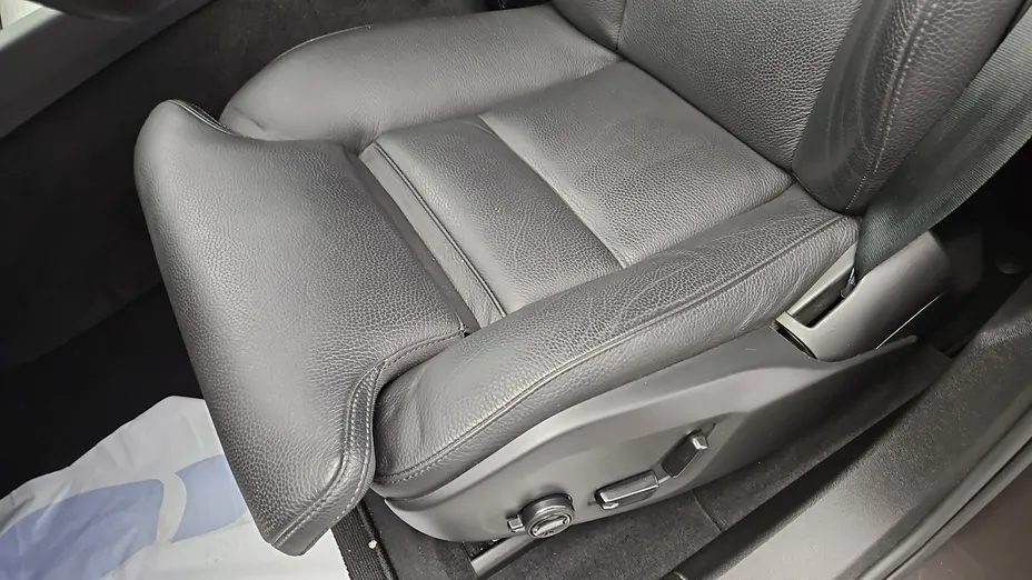 VOLVO XC60 -