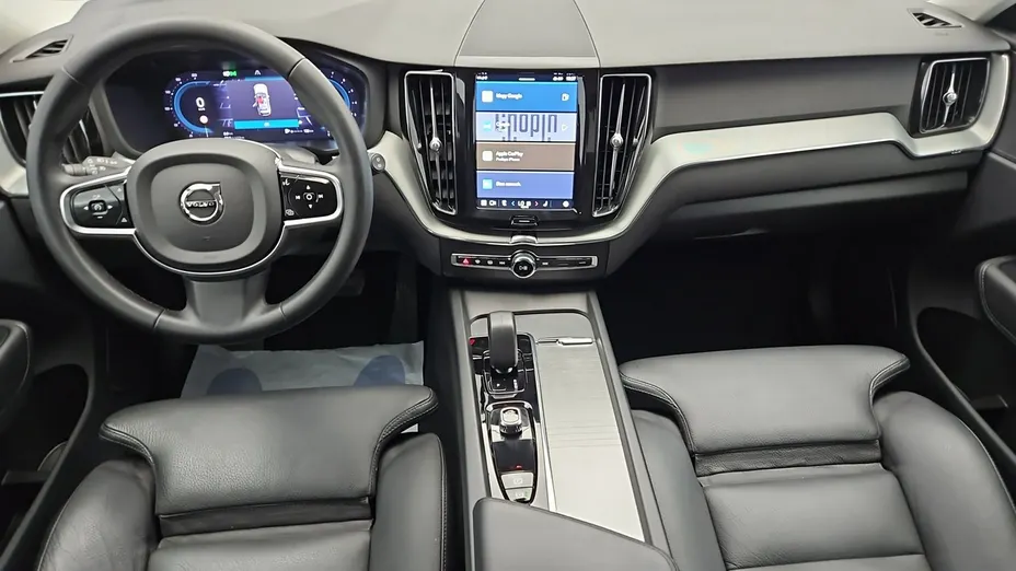 VOLVO XC60 -
