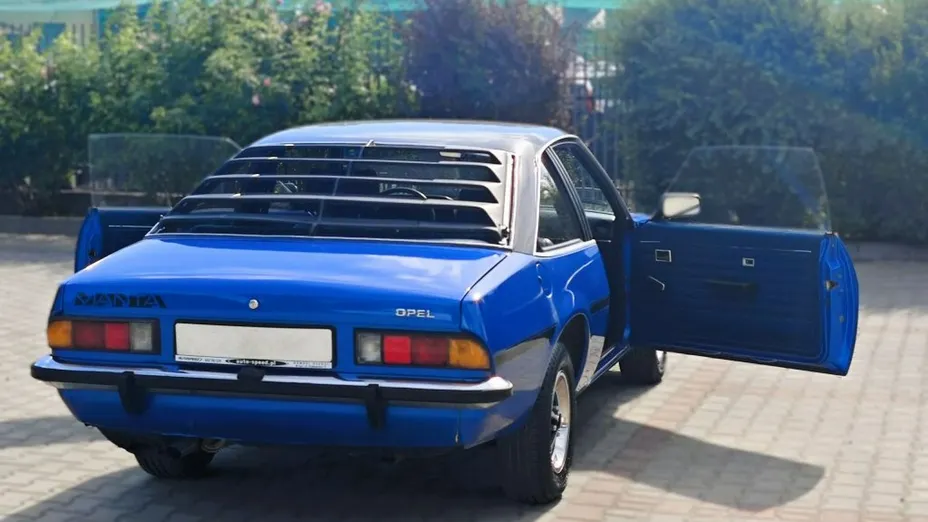 OPEL Manta -