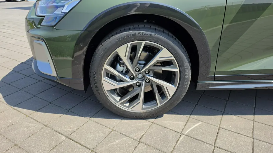AUDI A3 Allstreet -
