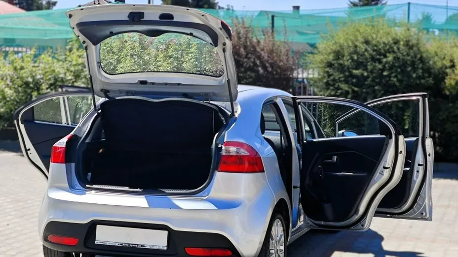 KIA Rio -