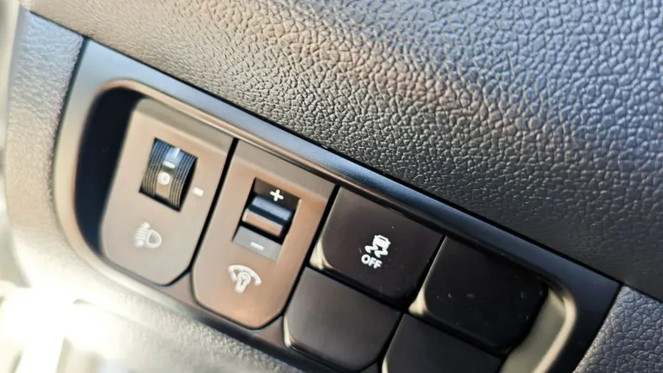 KIA Rio -