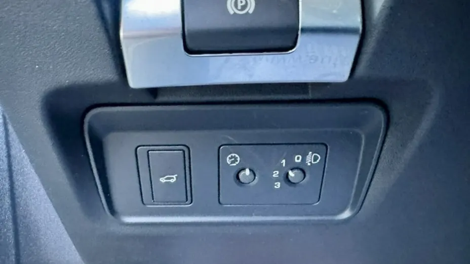 LAND ROVER Discovery Sport -