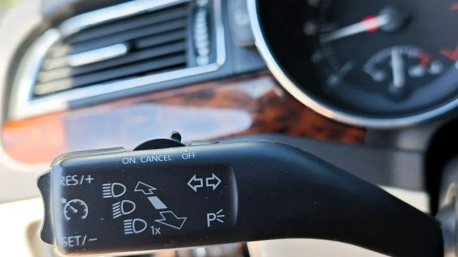 SKODA Superb -