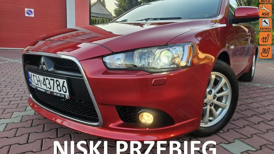 MITSUBISHI Lancer -