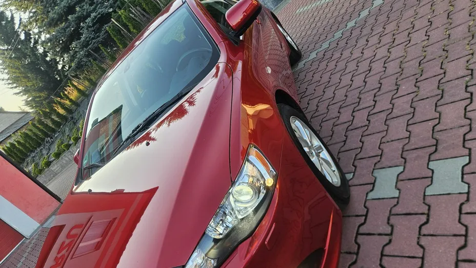 MITSUBISHI Lancer -