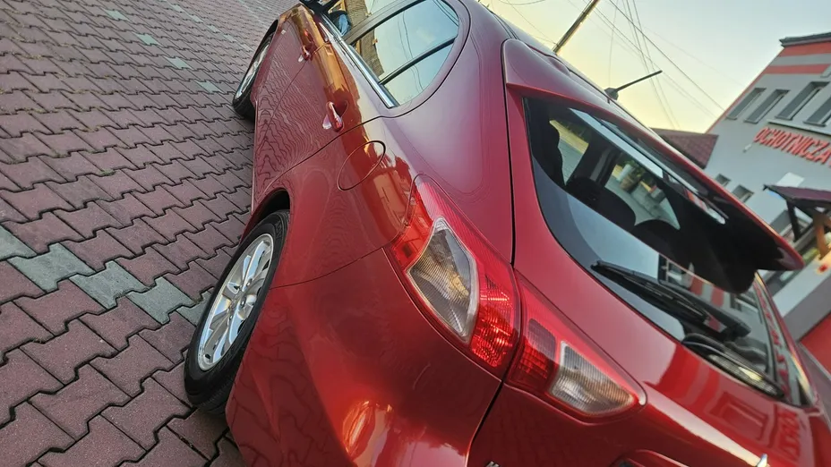 MITSUBISHI Lancer -