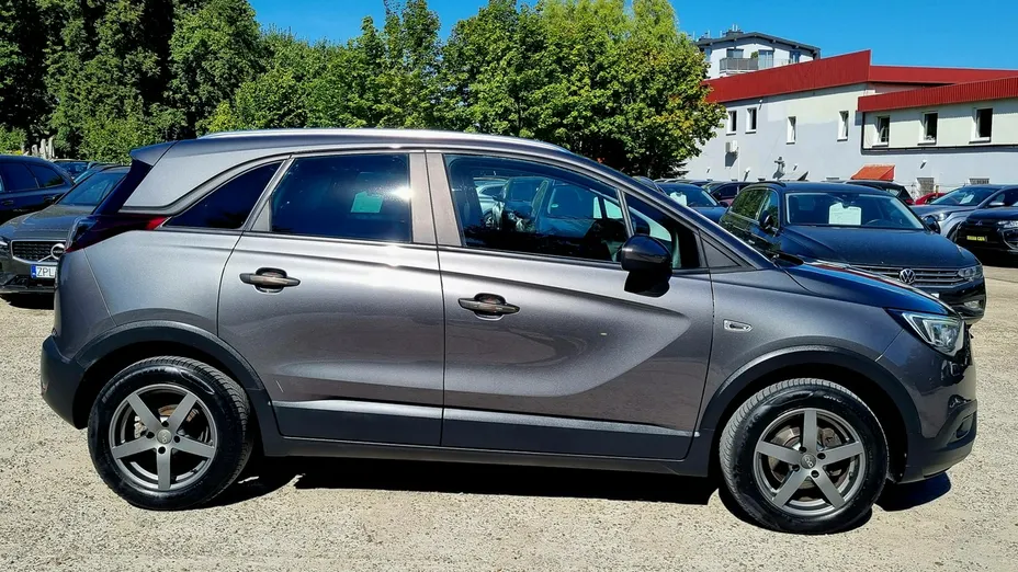 OPEL Crossland X -