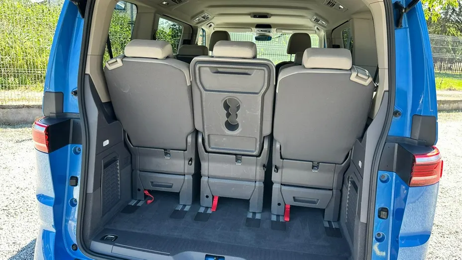 VOLKSWAGEN Multivan -