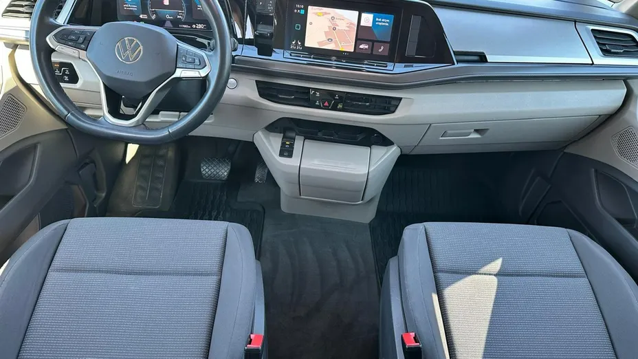 VOLKSWAGEN Multivan -