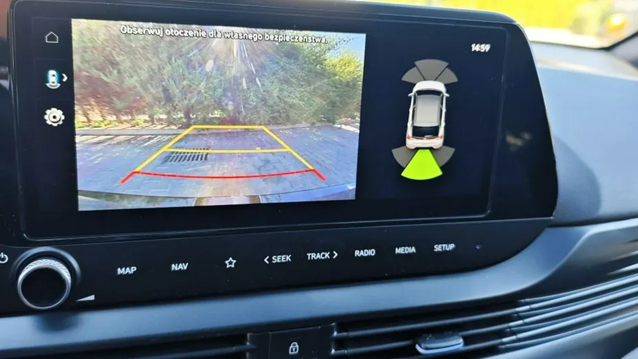HYUNDAI i20 -