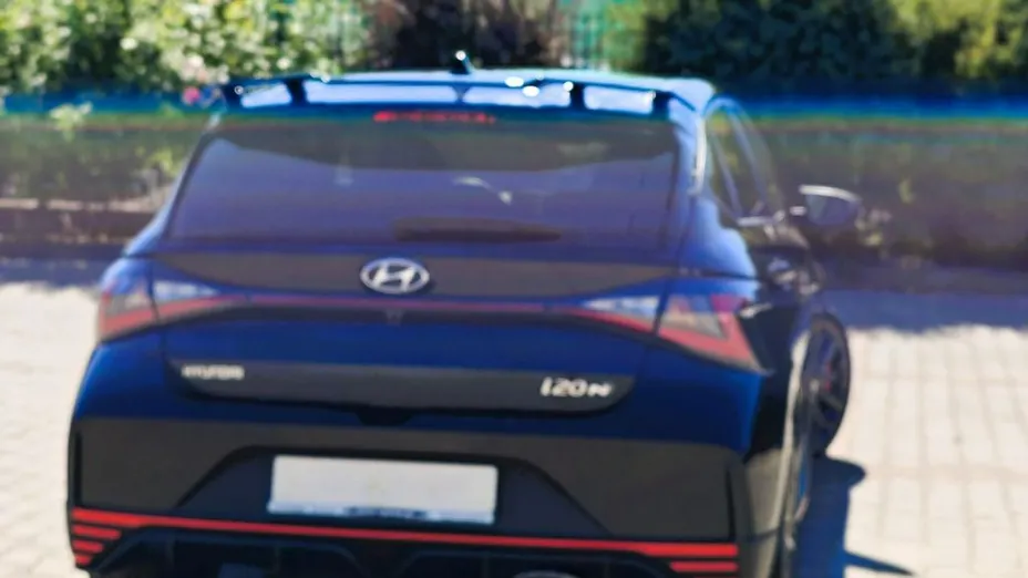 HYUNDAI i20 -