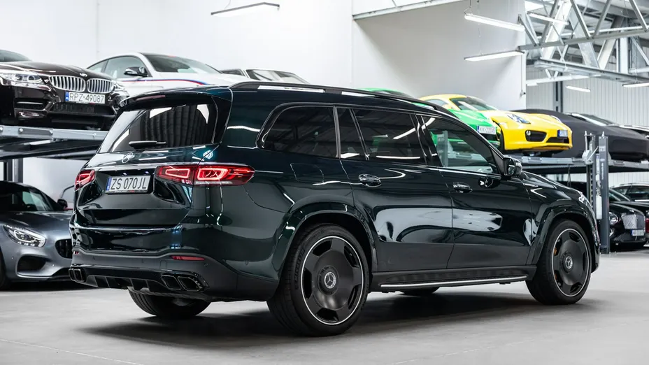 MERCEDES-BENZ GLS -