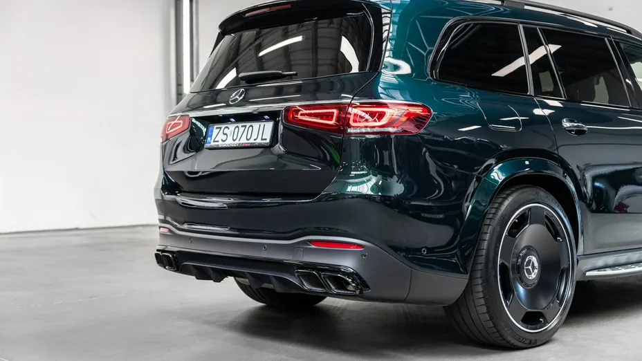 MERCEDES-BENZ GLS -