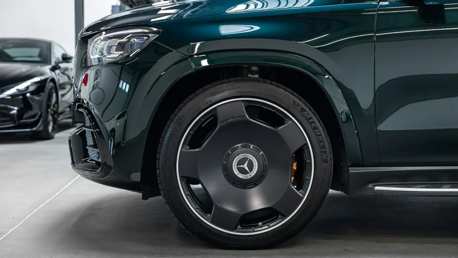 MERCEDES-BENZ GLS -