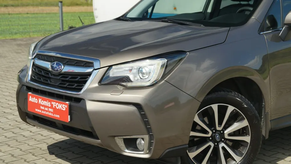 SUBARU Forester -