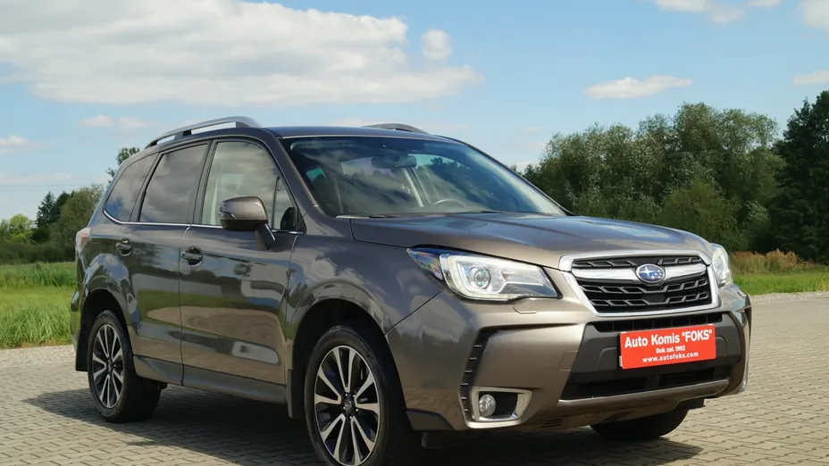 SUBARU Forester -