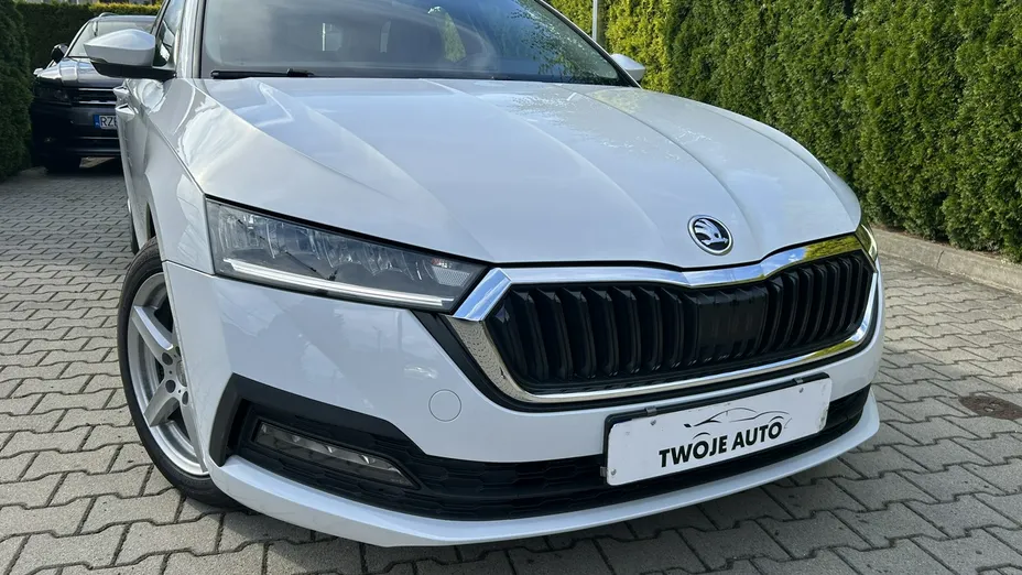 SKODA Octavia -