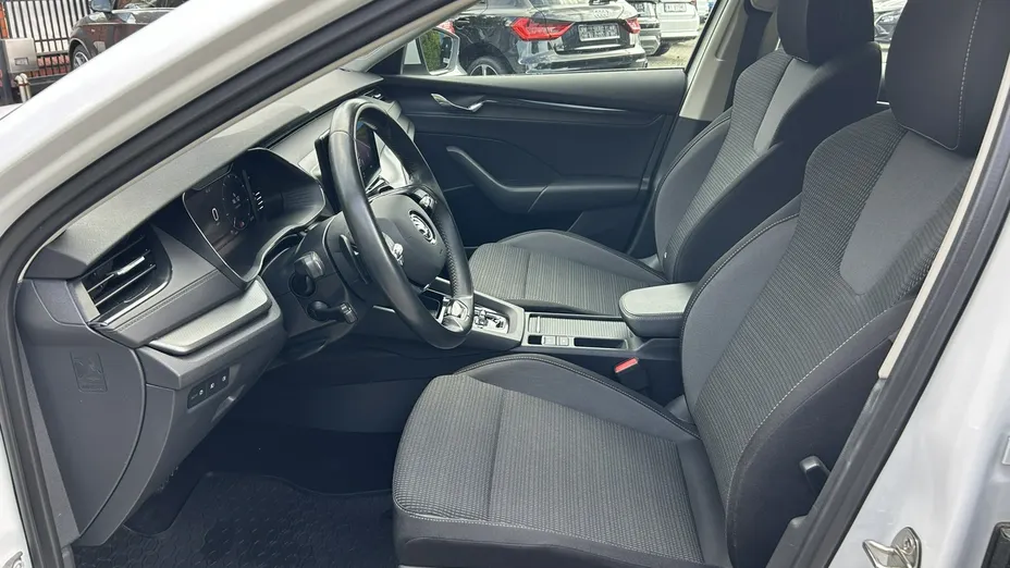 SKODA Octavia -
