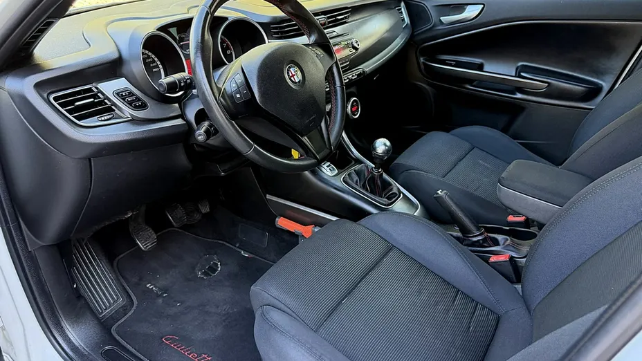 ALFA ROMEO Giulietta -