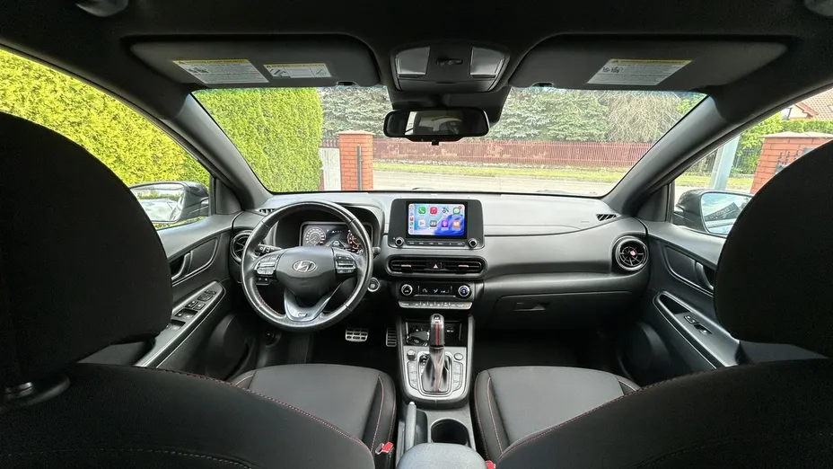 HYUNDAI Kona -