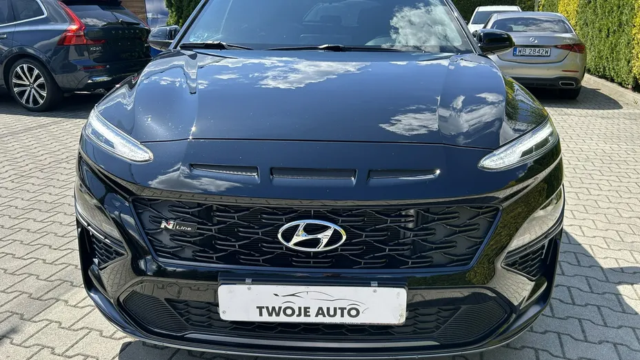 HYUNDAI Kona -