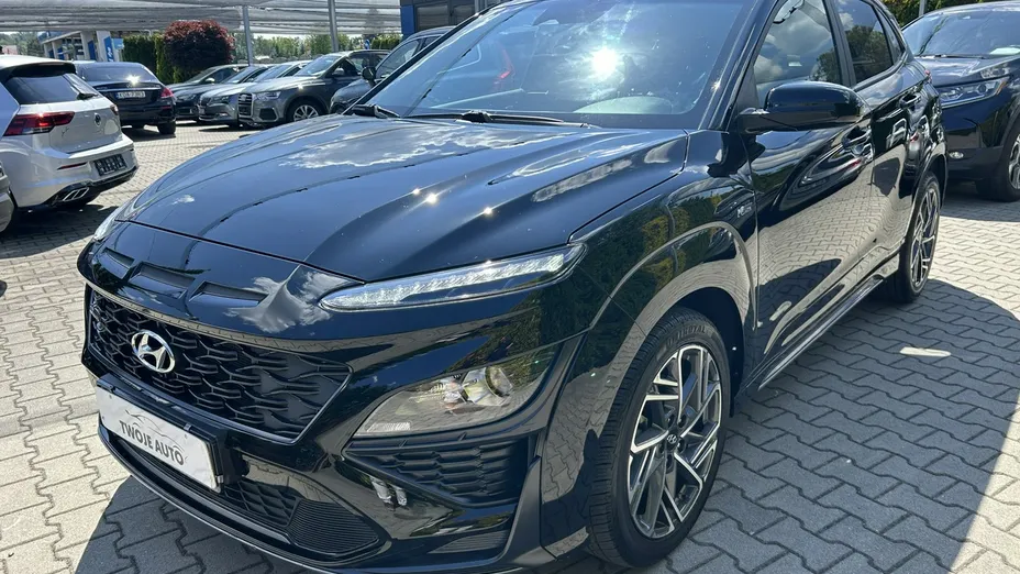 HYUNDAI Kona -