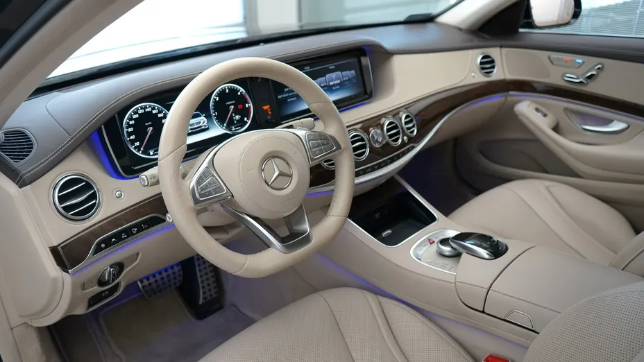 MERCEDES-BENZ S Klasa -