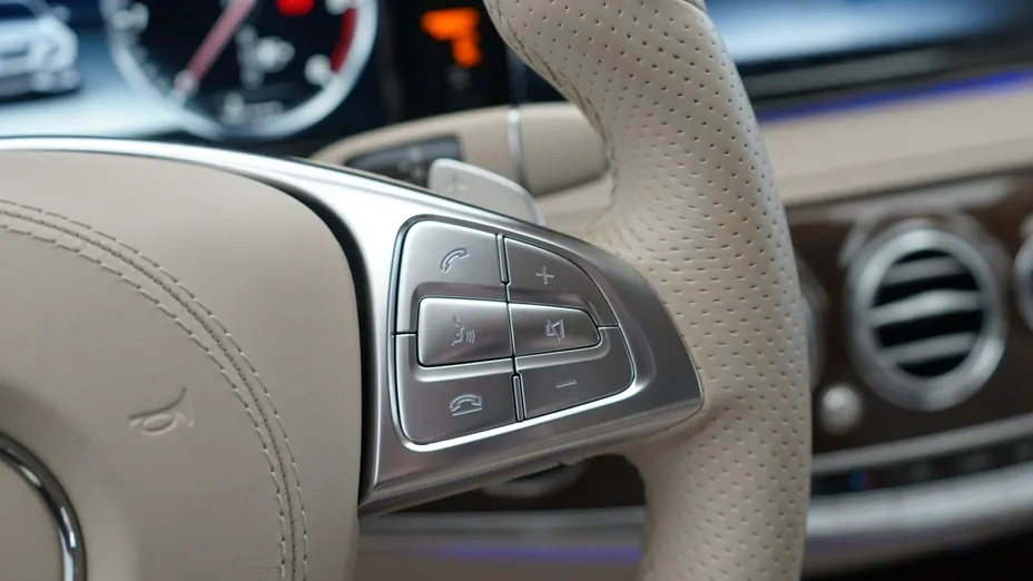 MERCEDES-BENZ S Klasa -