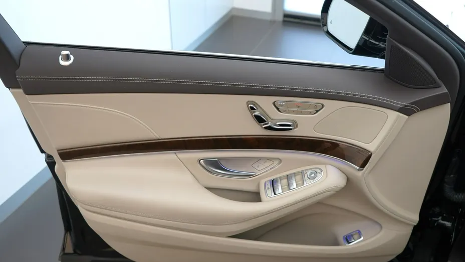 MERCEDES-BENZ S Klasa -