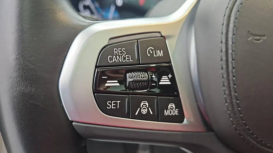 BMW iX3 -