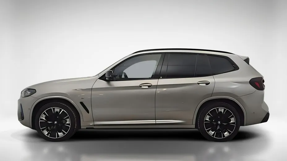 BMW iX3 -