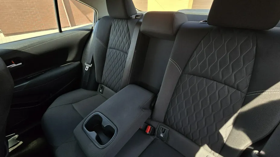 TOYOTA Corolla -