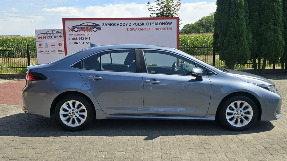 TOYOTA Corolla -