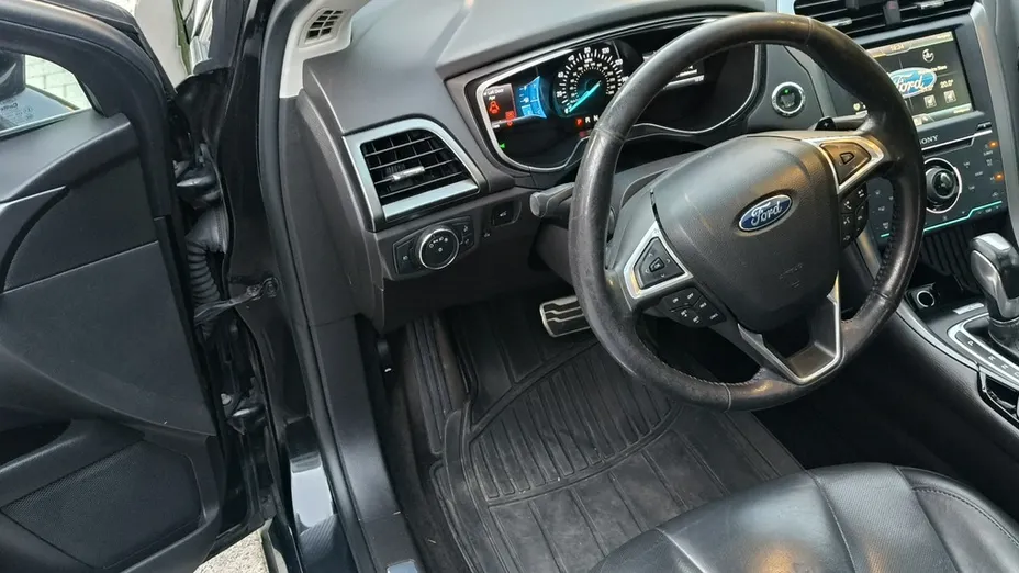 FORD Mondeo -