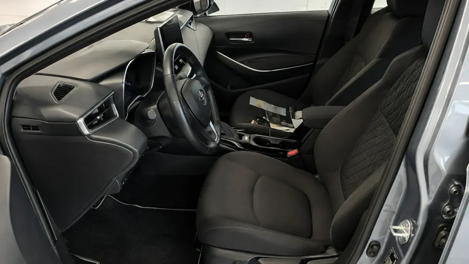 TOYOTA Corolla -