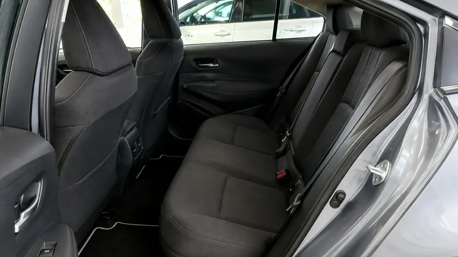 TOYOTA Corolla -