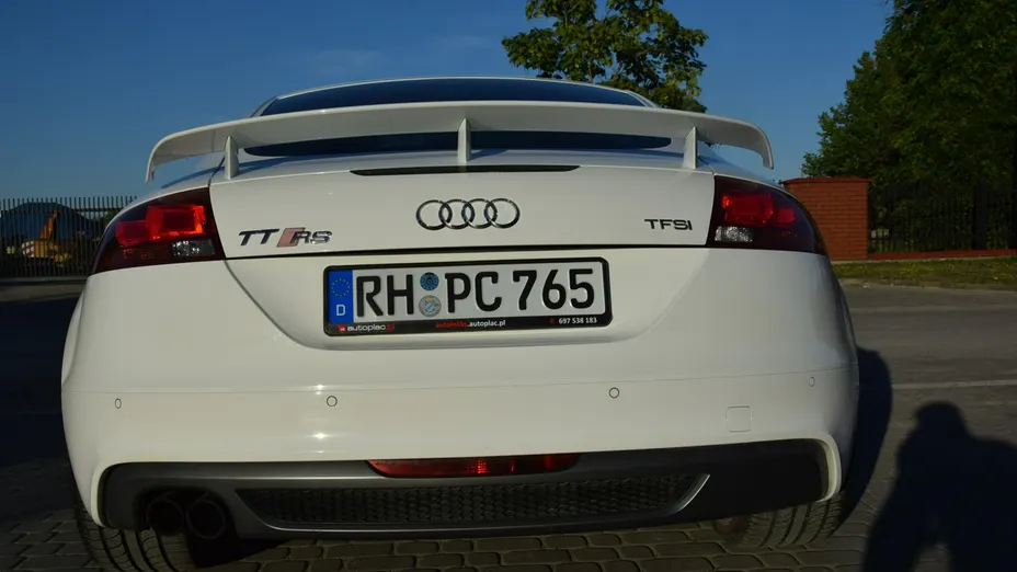 AUDI TT -