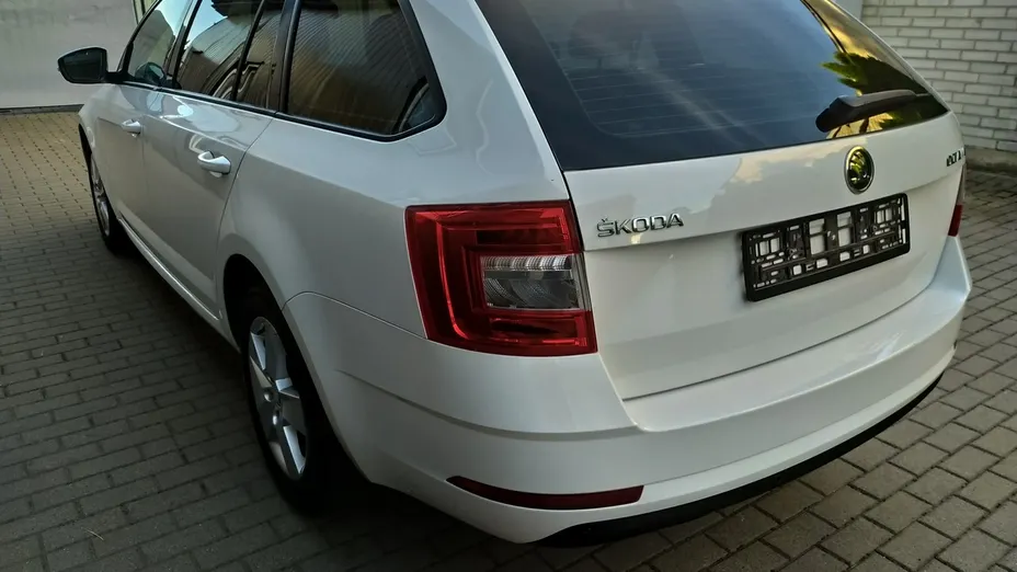 SKODA Octavia -
