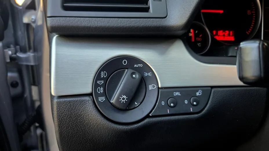 AUDI A4 -