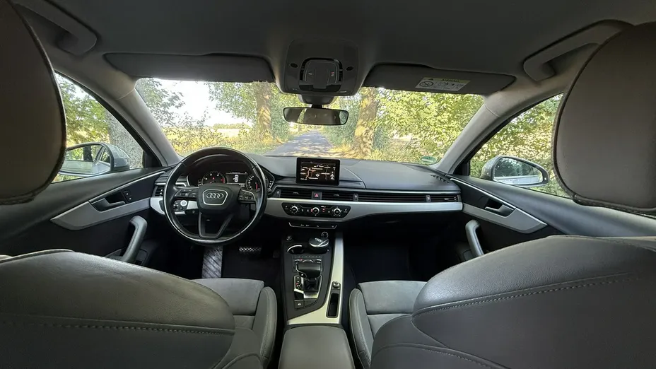 AUDI A4 -