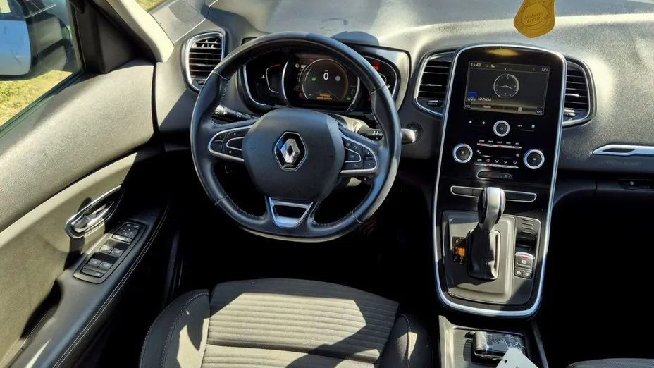 RENAULT Scenic -