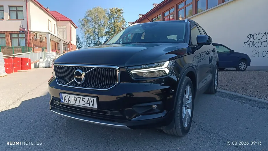 VOLVO XC40 -