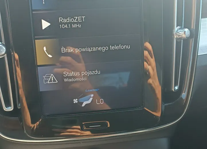VOLVO XC40 -